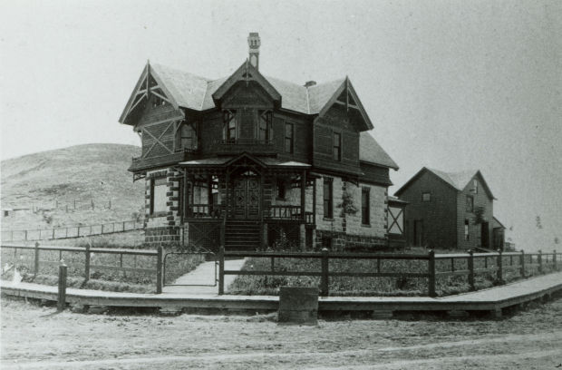 McGillycuddy House